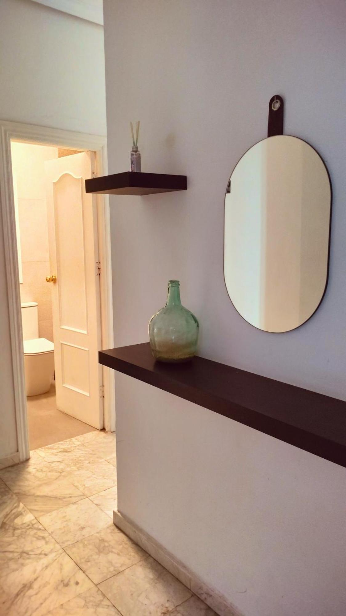 Apartamento En Centro Con Vistas A La Plaza Alameda De Hercules - Hasta 7 Personas *